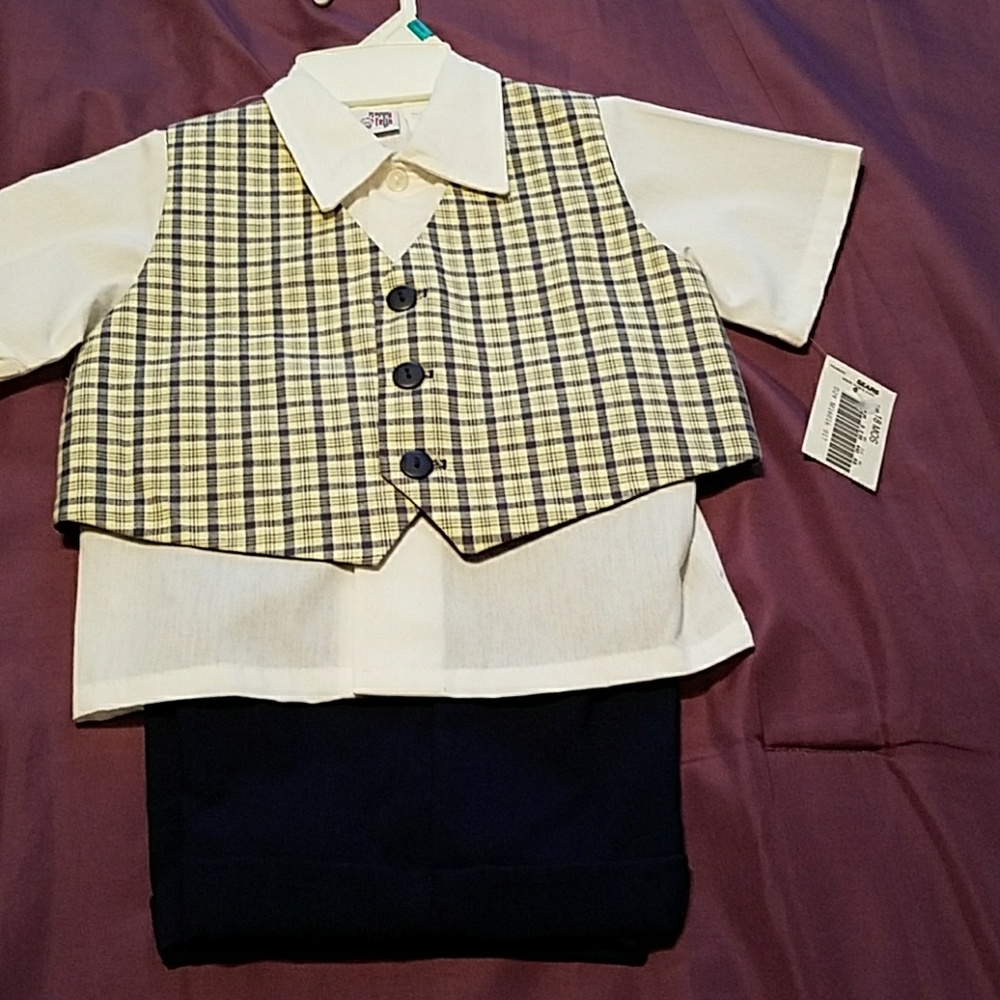 Little boys, 18 mo. short set