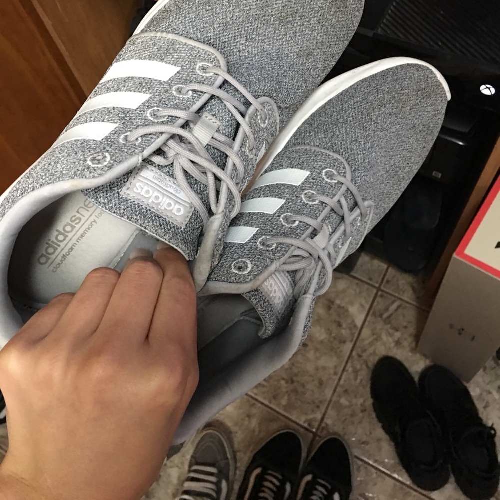 NEW ADIDAS SNEAKERS WITH BOX‼️‼️