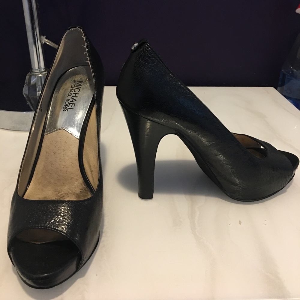 Michael Michael kors black peep toe pumps