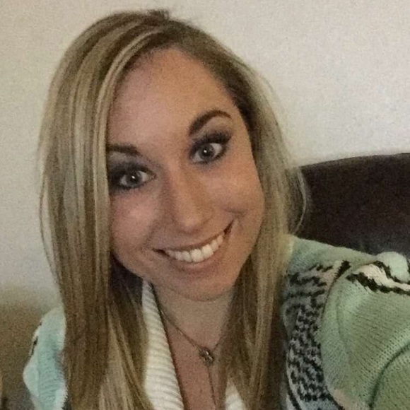 Meet your Posher, Devin - Picture 1 of 1