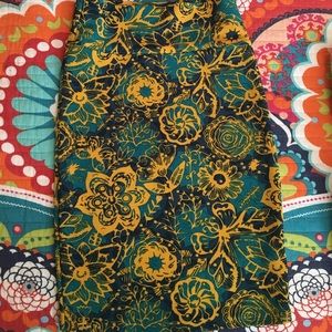 XS LuLaRoe Cassie Skirt