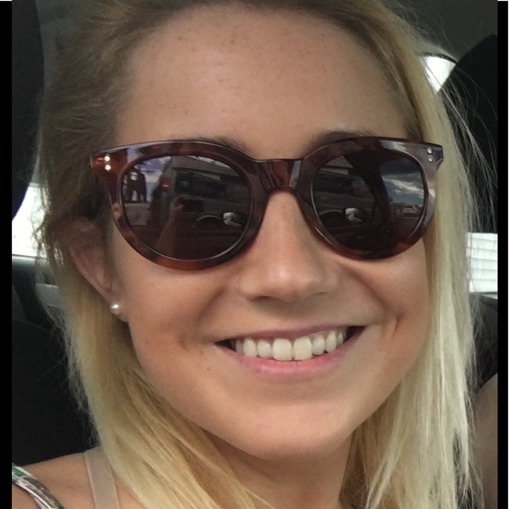 Meet your Posher, Samantha