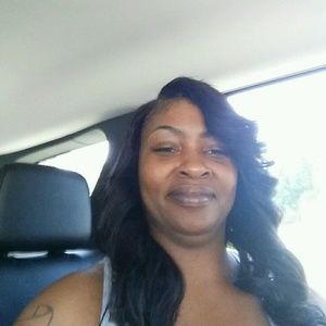 Meet your Posher, Lakisha