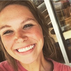 Meet your Posher, Joanna