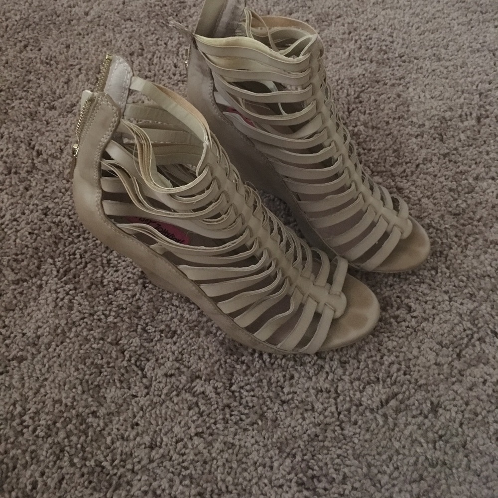 Wedge heels betsey Johnson