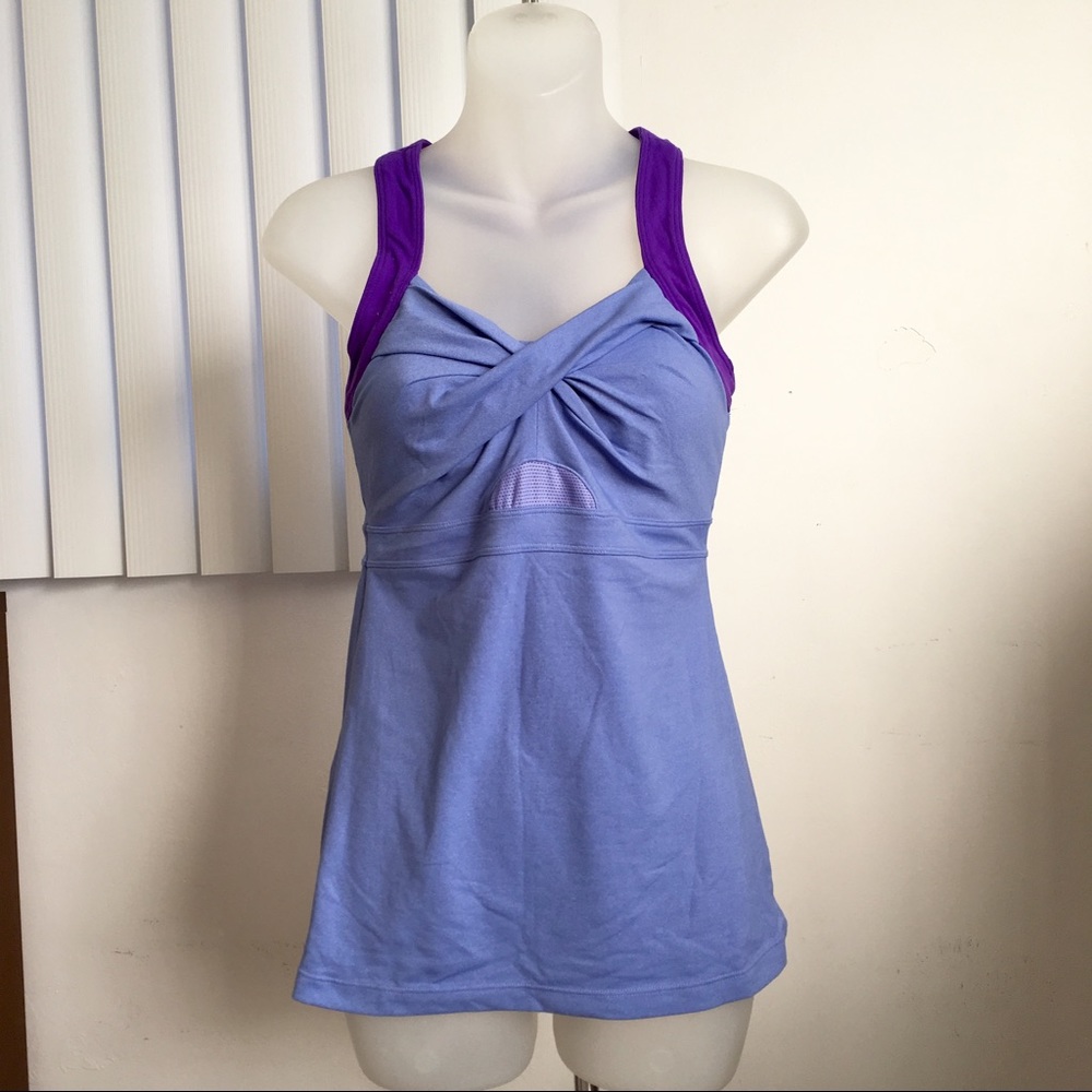 Athleta sports racer back tank top