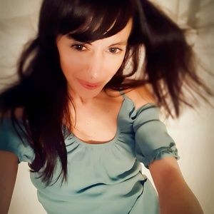 Meet your Posher, Angie