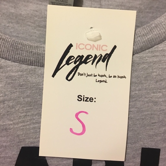 ❌SOLD❌ T-shirt - Picture 4 of 5