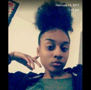 Meet your Posher, Ayana