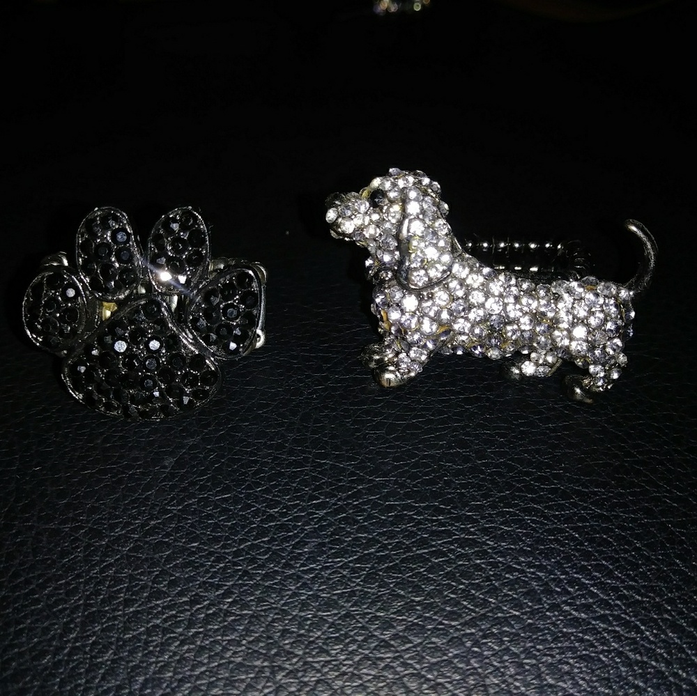 Pawprint and Dog stretchy Ring
