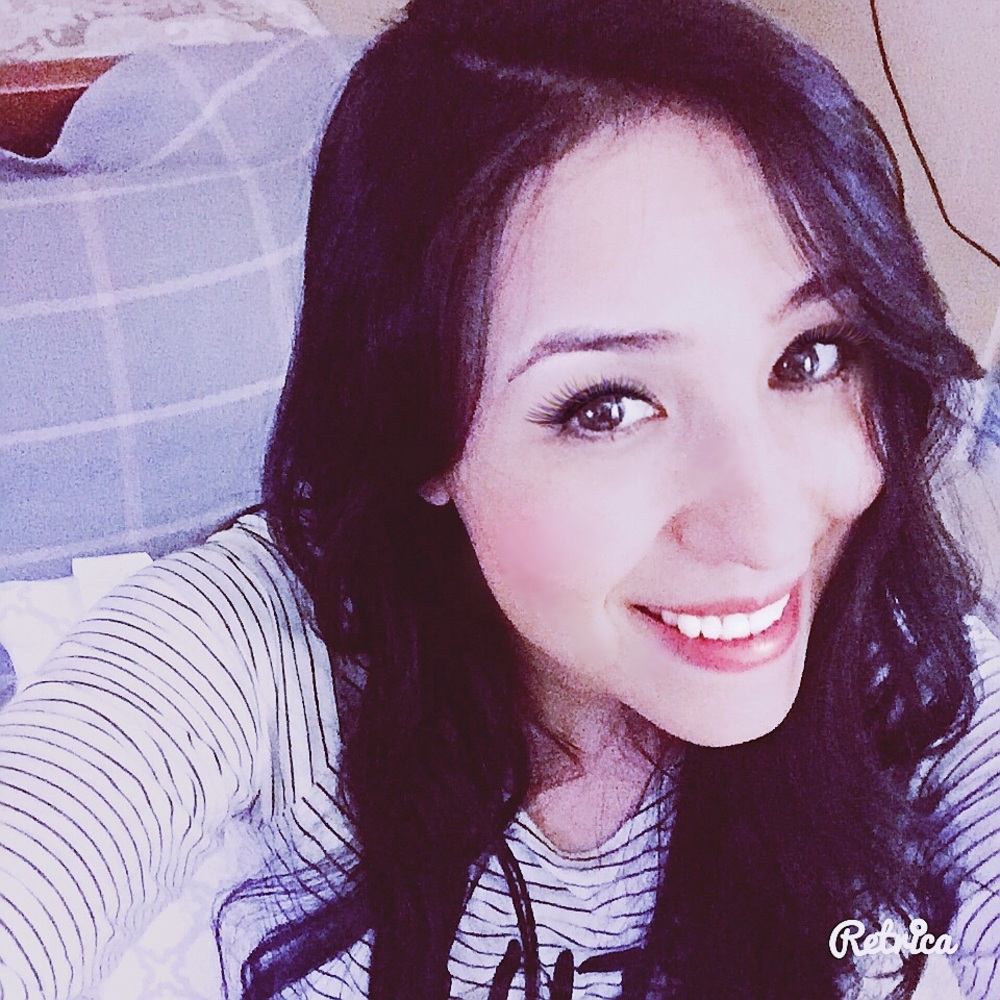 Meet your Posher, May