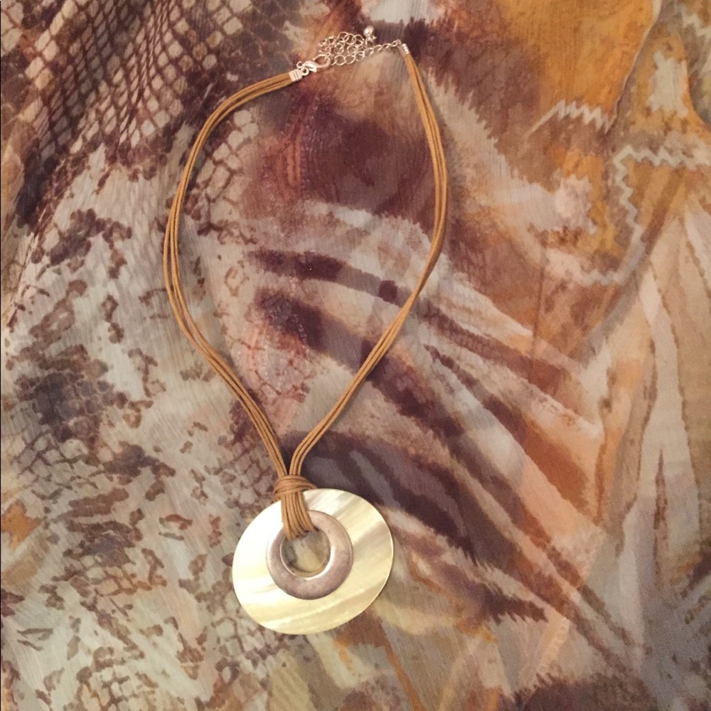 Mother of pearl eye necklace