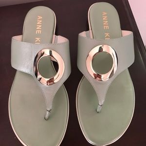Anne Klein - 8.5 - Worn Once - soft Green