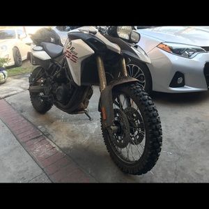 Bmw 2013 f800gs 26k miles on it