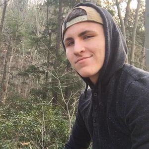 Meet your Posher, Chase