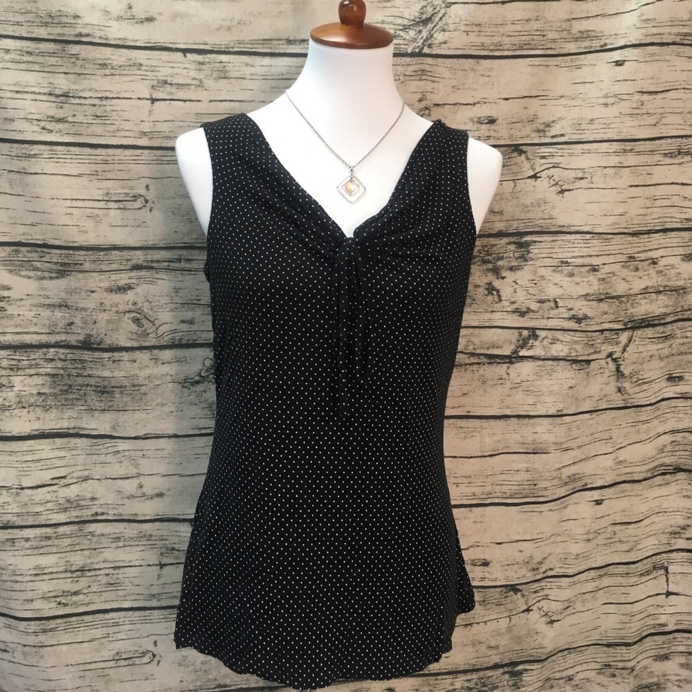 Liz Claiborne Black dotted sleeveless top, Sz M