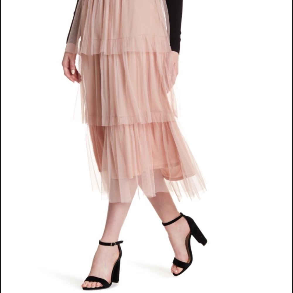 NWT Free Press Pink Tiered Tulle skirt💃🏼