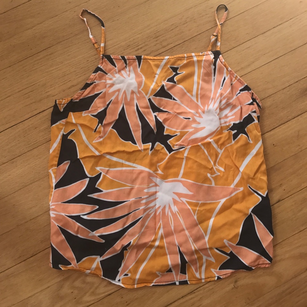 Floral tank