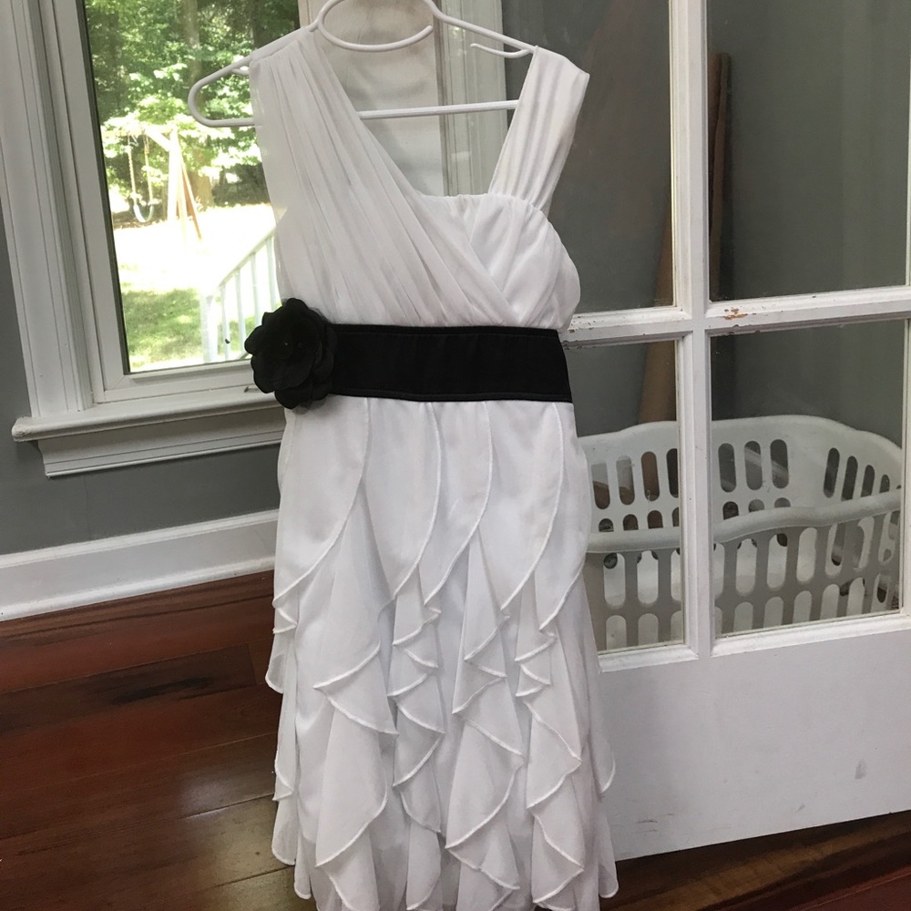 Girls dress size 8