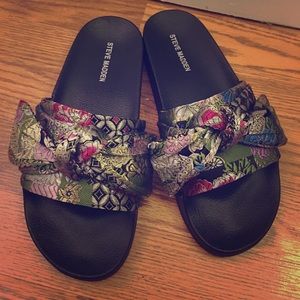 Steve Madden Slides