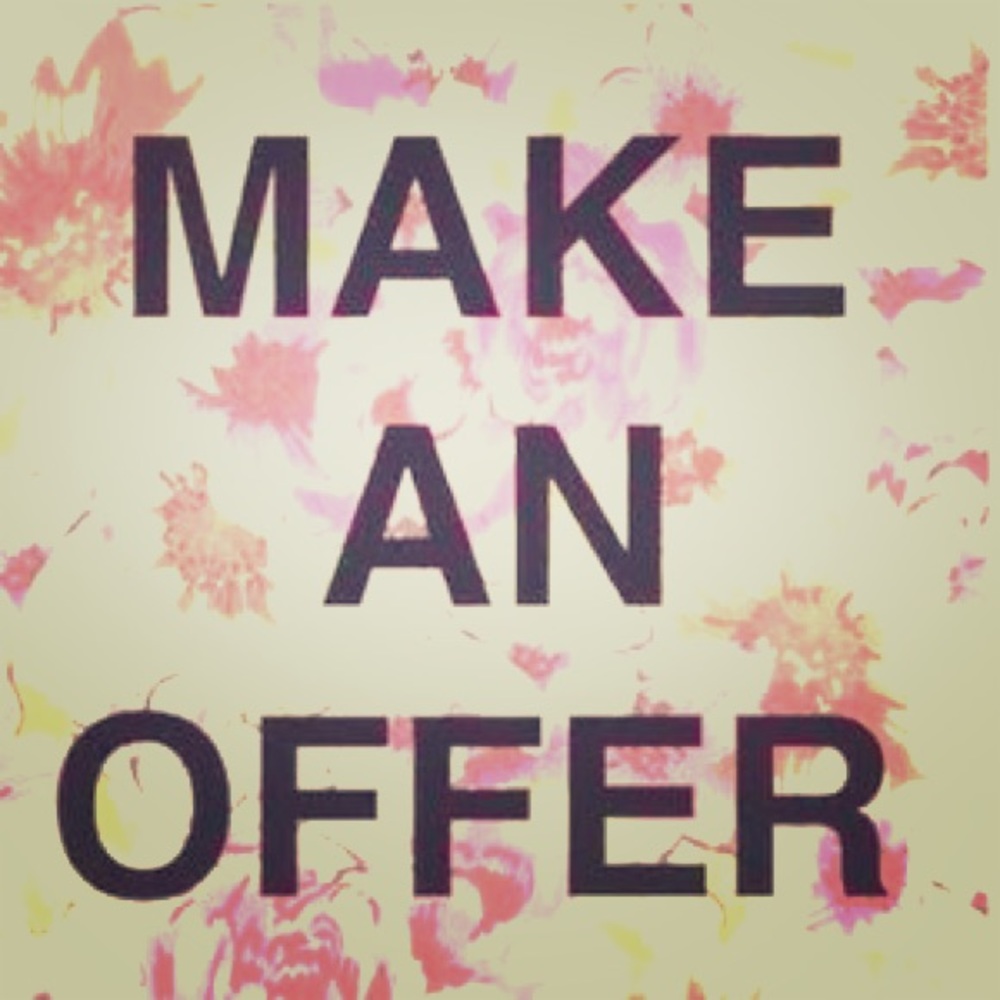 ALL REASONABLE OFFERS ACCEPTED! BUNDLE YOUR LIKES!