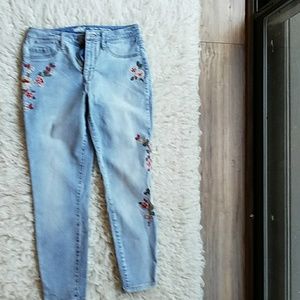 Mossimo Denim super cute!  Looks new!