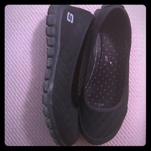 Sketcher black memory foam slip ons size 9