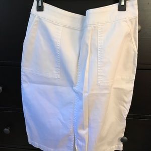 Tommy Bahamas Front Slit Skirt with Pockets!
