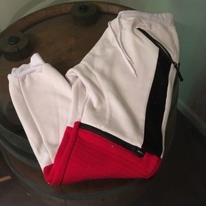 Men's American stitch  joggers with zipper accents