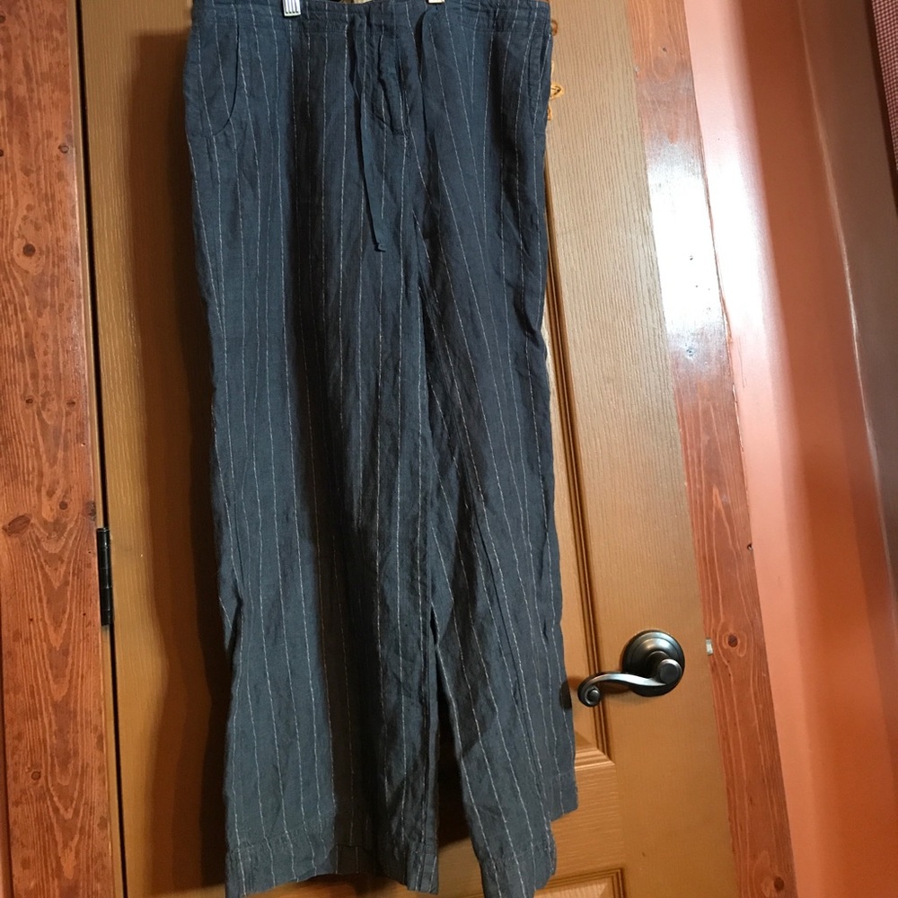 J. Jill 💯% linen ankle pants.