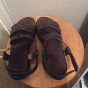 Women's sandals -gently worn- very comfortable