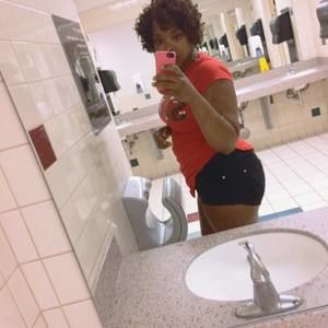 Meet your Posher, Fawntria