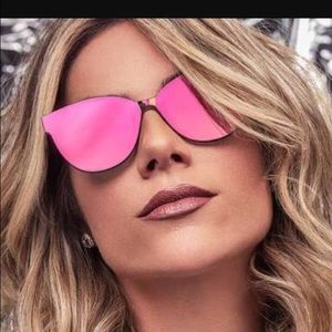 Meet your Posher, Manuela