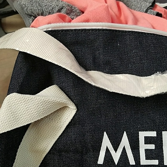 Barre Gym Bag - Picture 3 of 4