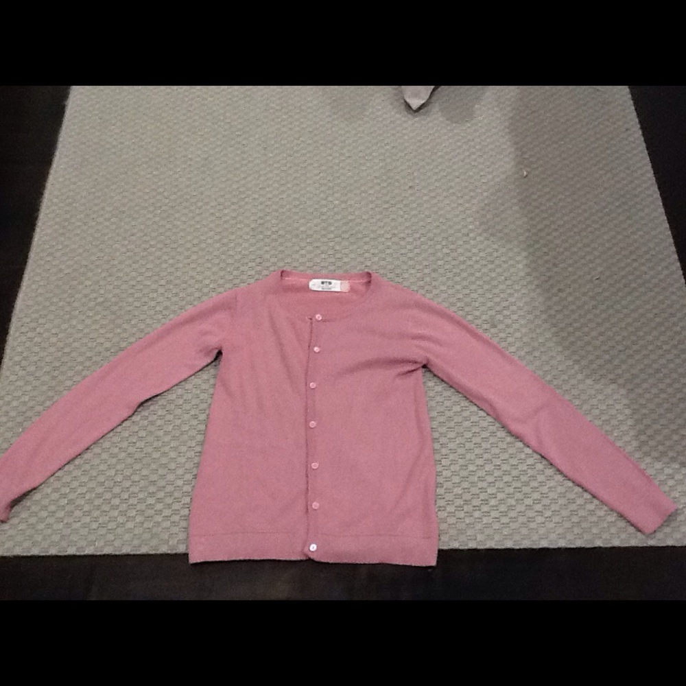 Girls sweater
