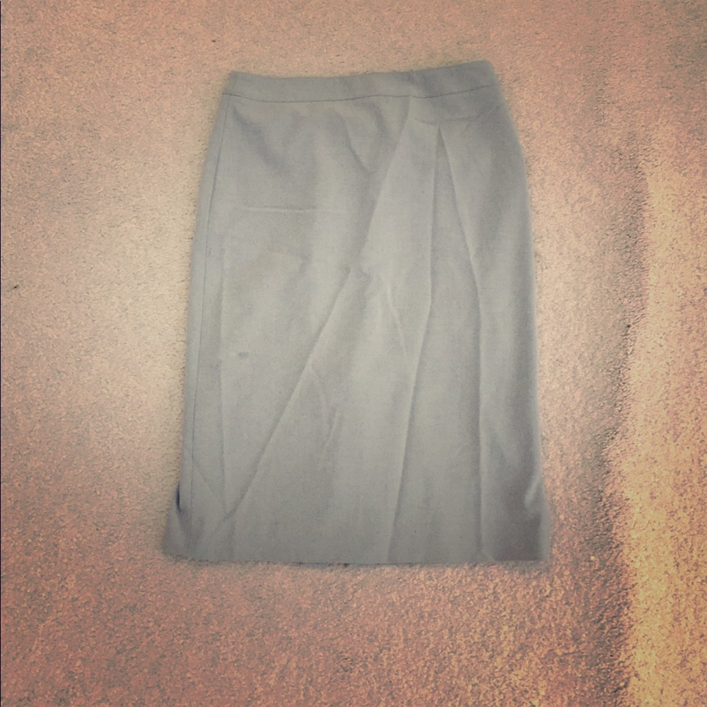 Moda International gray pencil skirt
