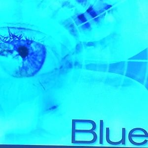 Meet your Posher, Iris