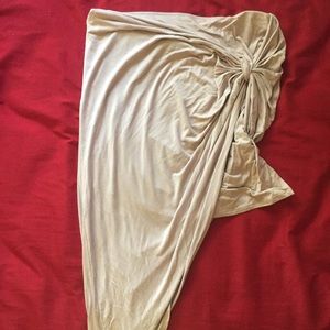 3 for $10 🍭 asymmetric nude skirt