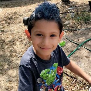 Meet your Posher, Claudia