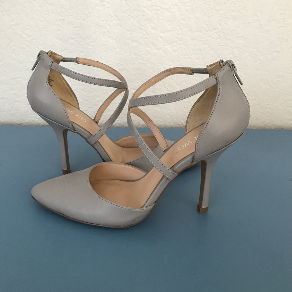 Nine West grey pumps