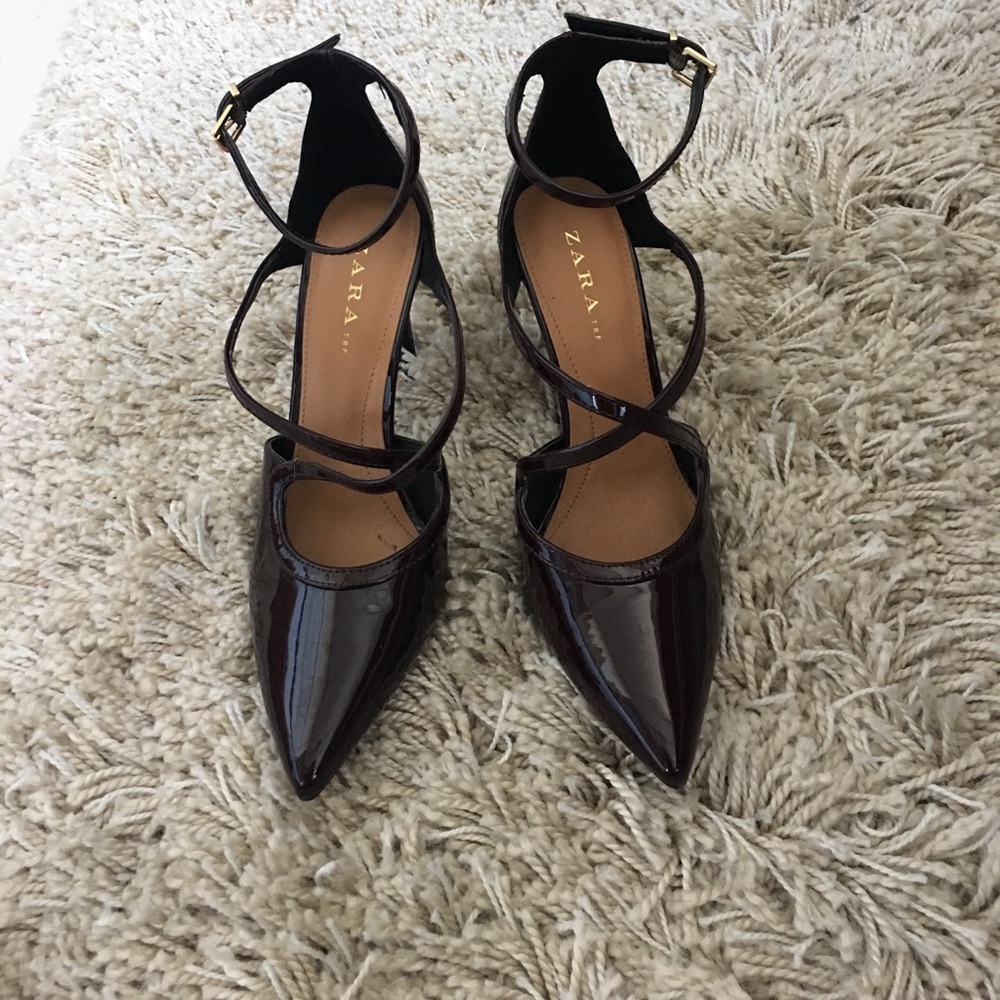 Zara -deep Red Cross cross ankle shoes