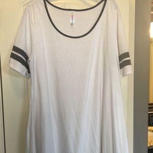 Lularoe perfect T