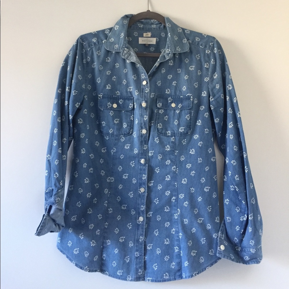 Soft chambray button-down