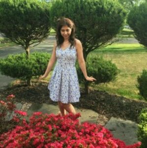 Meet your Posher, Fadia