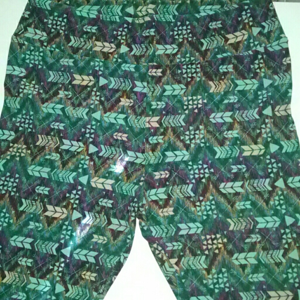 NWOT Tall & Curvy LuLaRoe leggings