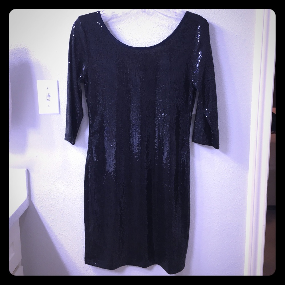 2B BEBE Navy blue sequins dress size L