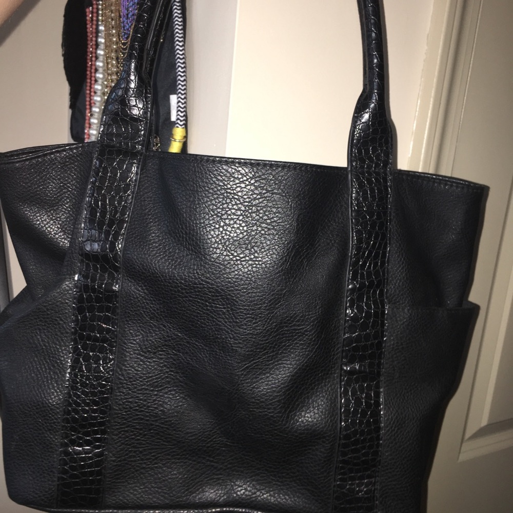 Black Avon Purse