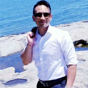 Meet your Posher, Jonathan