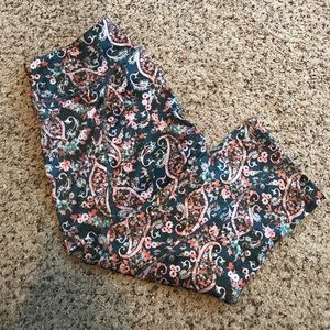 LuLaRoe Jade Workout Capri Rare print Sz M