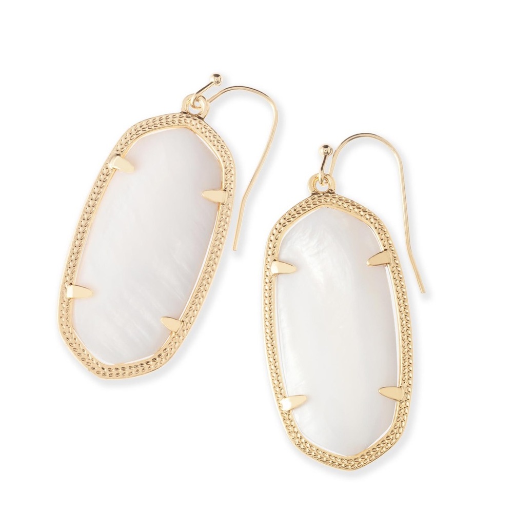 Kendra Scott Elle Gold Earrings In White Pearl